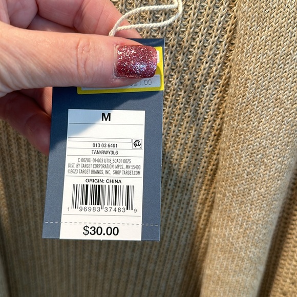 Medium Cardigan - Picture 6 of 6